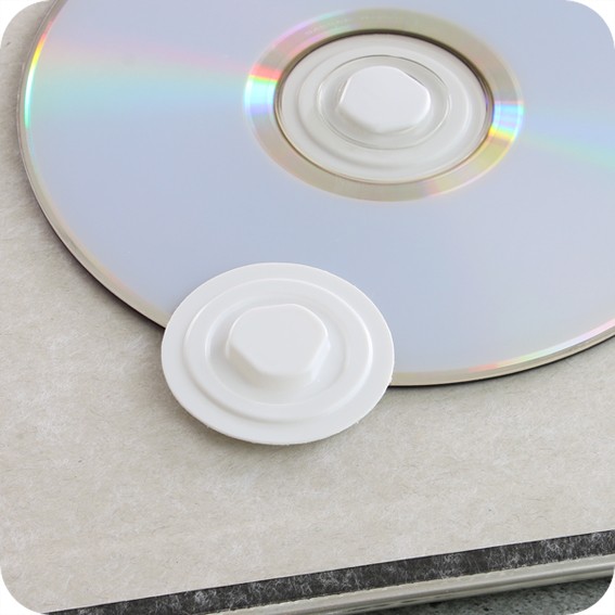 Plastikiniai lipnūs CD laikikliai DN-35mm, baltos sp.