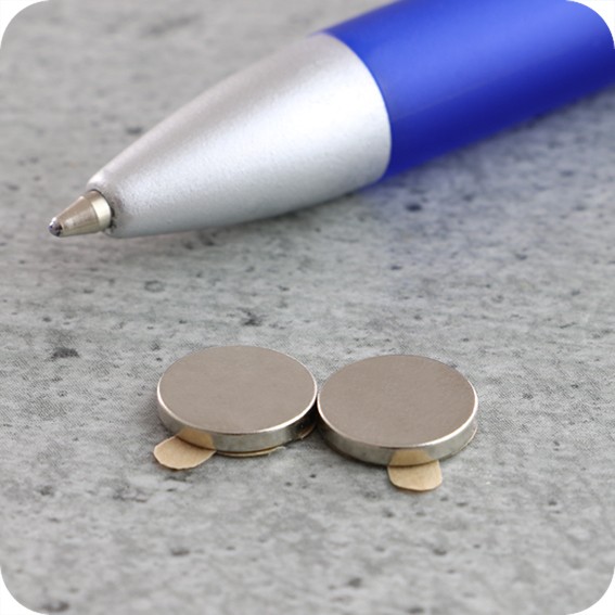 Lipnūs magnetiniai apskritimai, 9,5mm x 1,5mm, N35 (100 vnt. - 50 porų)