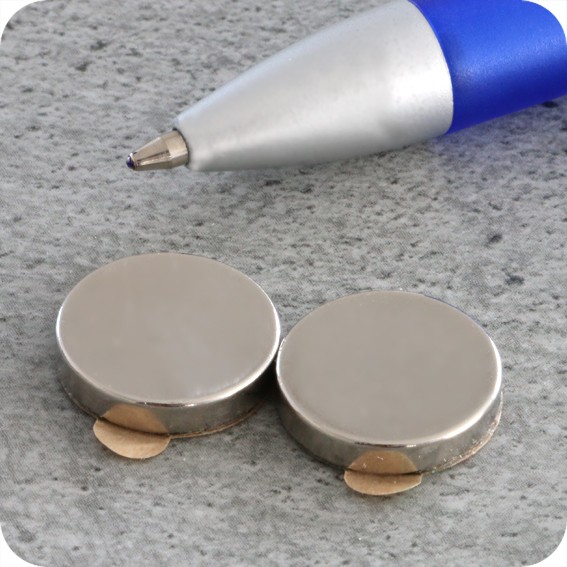 Lipnūs magnetiniai apskritimai, 15mm x 3mm, N35 (100 vnt. - 50 porų)