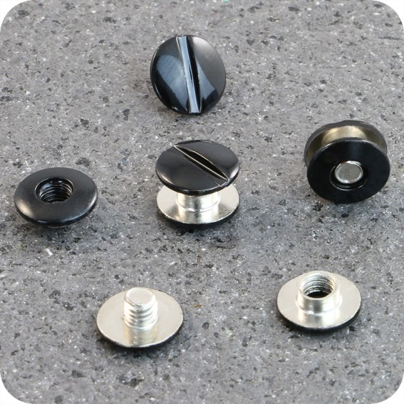 Metaliniai varžtai, dažyta juoda sp., 2mm ilgio