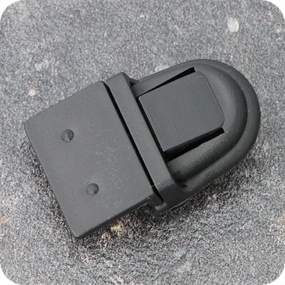 Plastikinės sagtys 40 x 25 x 9mm, juodos sp.