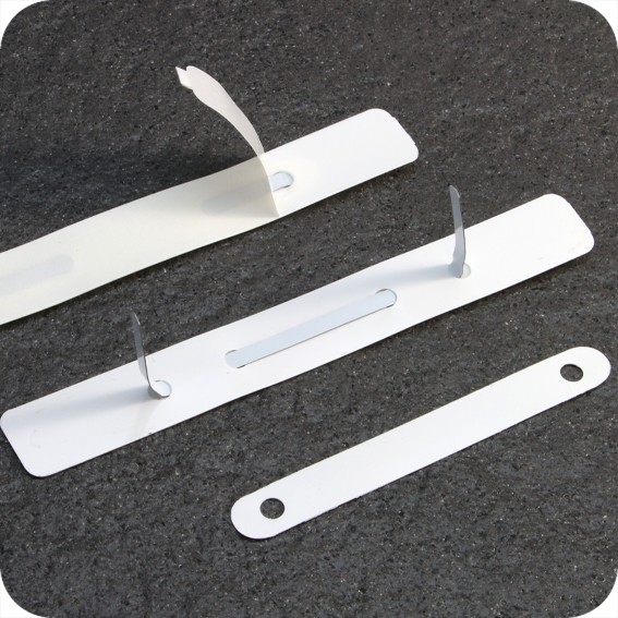 Plastikinės savilipės įsegėlės 150 x 20mm, baltos