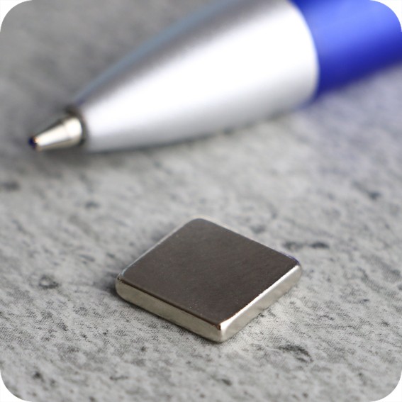 Magnetiniai blokeliai, 10mm x 10mm x 2mm, N35 (100vnt.)