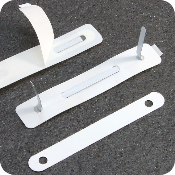 Plastikinės savilipės įsegėlės 105 x 20mm, baltos
